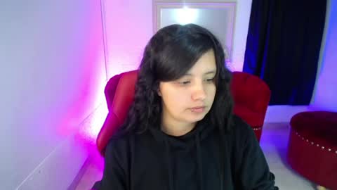 nathaly low online show from August 7, 12:38 pm