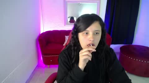 nathaly low online show from August 13, 1:58 pm