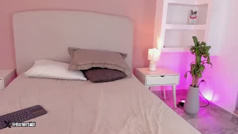 nathalyn05 online show from September 2, 10:39 am