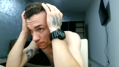 nathann92 online show from August 15, 6:12 pm