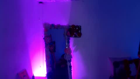 Nathalia online show from June 5, 9:09 pm
