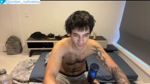 native_boy2 online show from June 28, 3:42 am