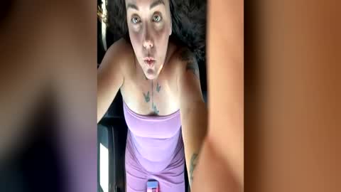 nativeootie69 online show from June 21, 9:15 pm