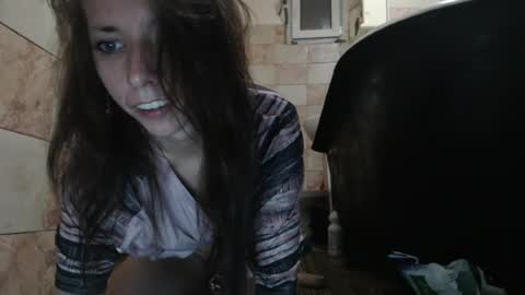 Chloe online show from August 8, 2:22 am