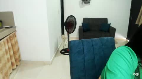 natty_santamaria online show from August 15, 5:17 pm