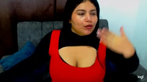 natty_santamariia online show from August 17, 1:32 am