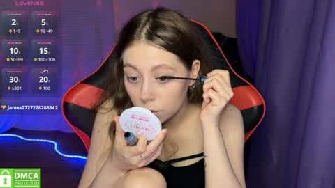 natural_babe666 online show from August 5, 9:02 pm