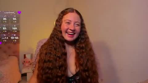 natural_ginger5 online show from July 29, 4:36 pm