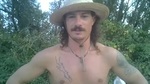 naturalchico83 online show from August 15, 6:56 pm