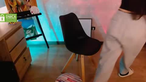 Natalia  Valeria online show from July 25, 1:48 pm