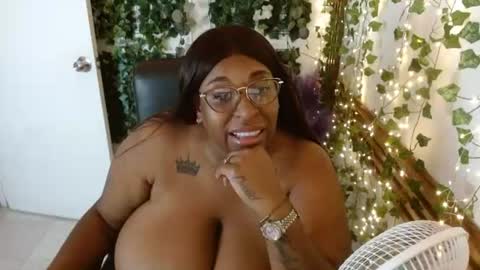 naty_lm online show from August 4, 10:29 pm