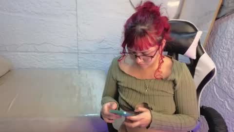 Naty online show from August 8, 1:49 am
