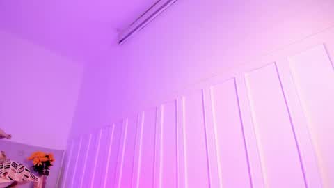 natybliss online show from August 7, 9:09 am