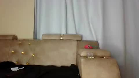 naughty_choco online show from August 13, 6:27 am