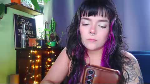 Em online show from June 28, 8:45 pm