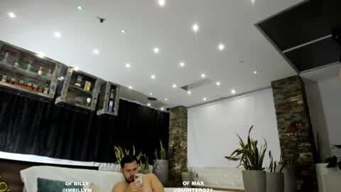 Naughty Hot Guys Team online show from July 29, 3:57 am