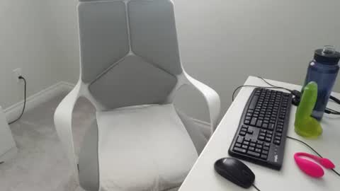 Naughty HR Manager online show from July 24, 6:33 pm