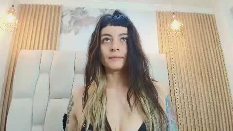 Naughty online show from August 12, 11:34 am