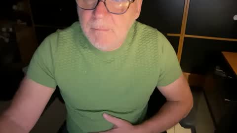 naughtydaddyla online show from June 25, 5:43 am
