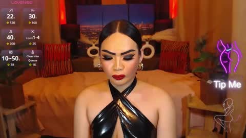 naughtyfridah online show from August 3, 12:06 am