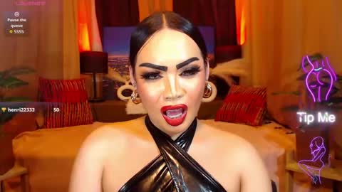 naughtyfridah online show from August 9, 3:07 am