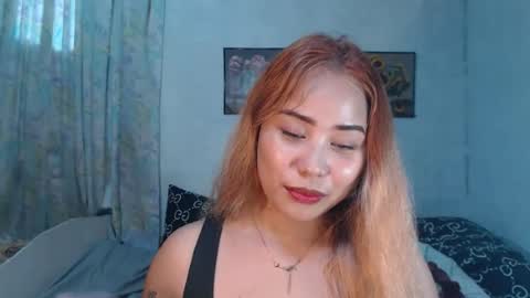 naughtyhotsexyjeanxox online show from August 12, 5:32 am