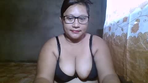 naughtypinay08 online show from August 3, 7:37 am