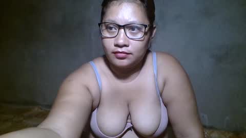 naughtypinay08 online show from August 11, 4:20 pm
