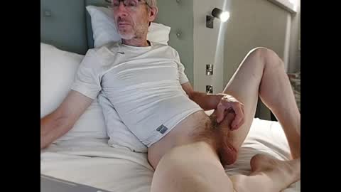 naughtyprofessor146 online show from July 24, 11:41 pm