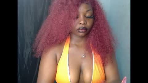 naughtyxpussyx online show from September 3, 10:35 pm