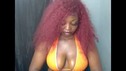 naughtyxpussyx online show from September 3, 11:41 pm
