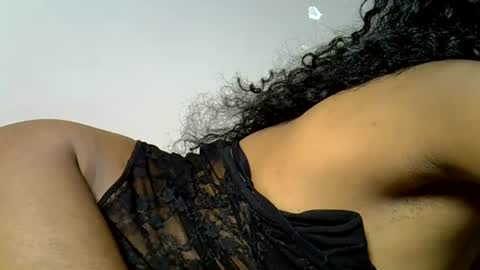 naughtyy4u online show from August 14, 8:40 am