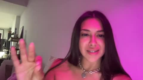Naughtyyyy Nicole online show from August 12, 5:54 am