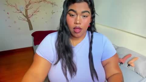 nayara_hinny online show from July 27, 8:14 pm