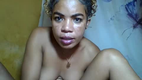 nayrrah online show from August 14, 3:43 am