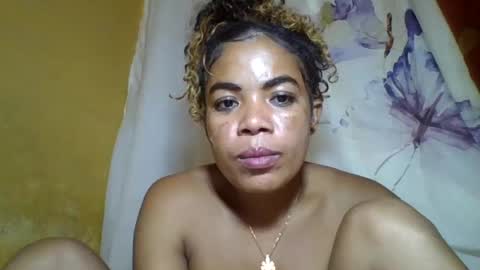 nayrrah online show from August 14, 4:49 am