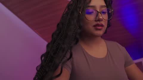 Nefertari online show from August 1, 12:33 pm