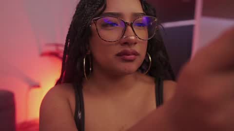 Nefertari online show from August 7, 3:12 pm