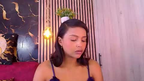 Esmeralda online show from July 28, 1:17 pm