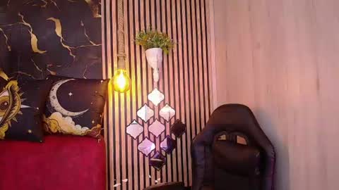 Esmeralda online show from July 29, 1:51 pm