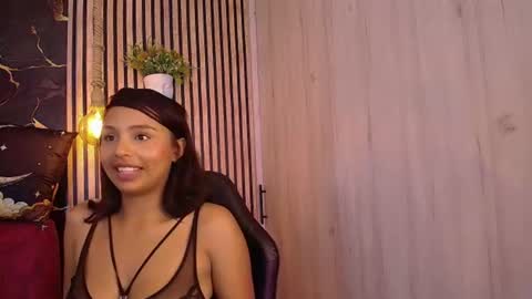 Esmeralda online show from July 29, 6:15 pm