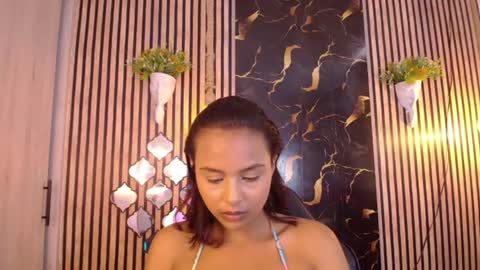 Esmeralda online show from August 4, 3:31 pm