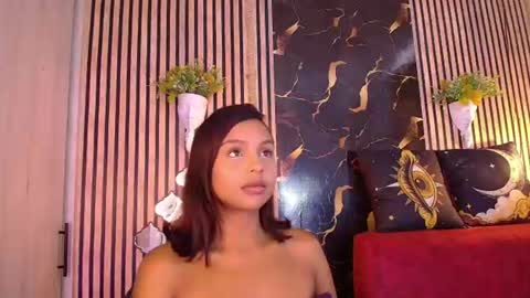 Esmeralda online show from August 13, 3:04 pm