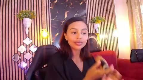 Esmeralda online show from August 15, 3:38 pm