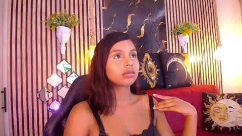Esmeralda online show from August 15, 6:01 pm
