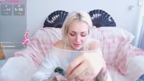 necroblonde online show from August 8, 2:33 am