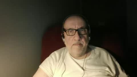 Tom online show from April 23, 1:20 am