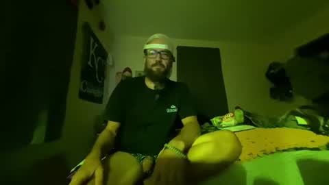 Easy E online show from August 12, 6:49 am
