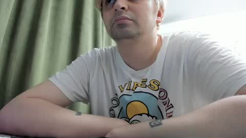 neforstudio online show from May 20, 8:43 pm