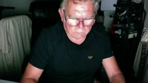 negnilret62 online show from July 23, 9:50 pm